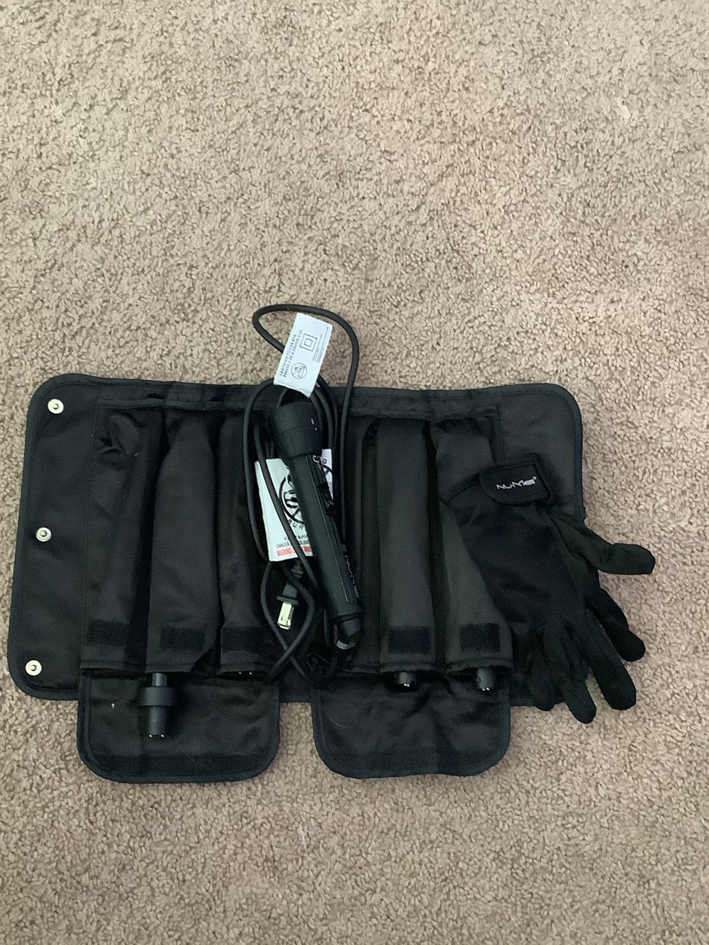 NuMe Black 4-Barrel Curling Wand Set with Glove